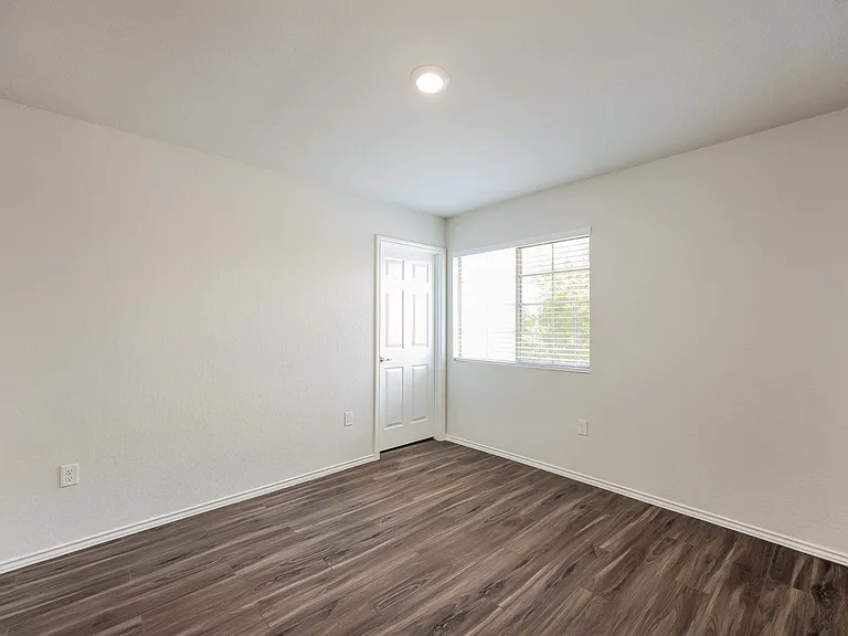 7610 Cypress Vine — Photo 27