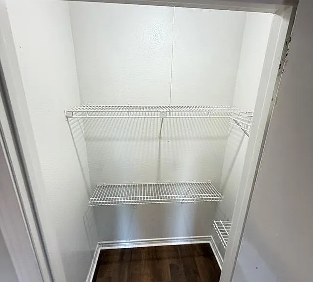 708 Champion Ct — Photo 19