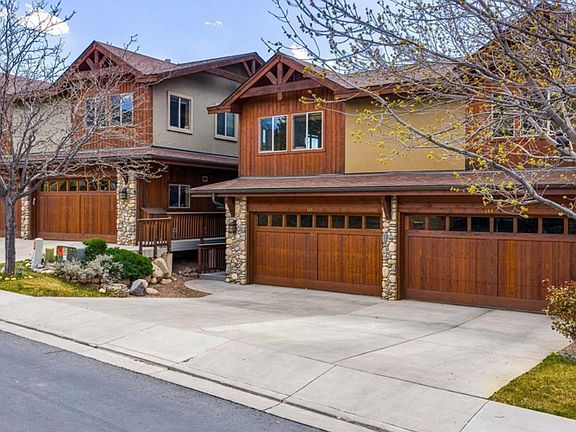 3rd image of 50 River Oaks Dr