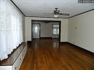 5th image of 161 West St