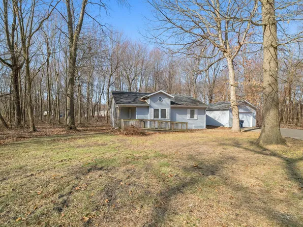 115 Fox Lake Ave, Michigan City, IN 46360
