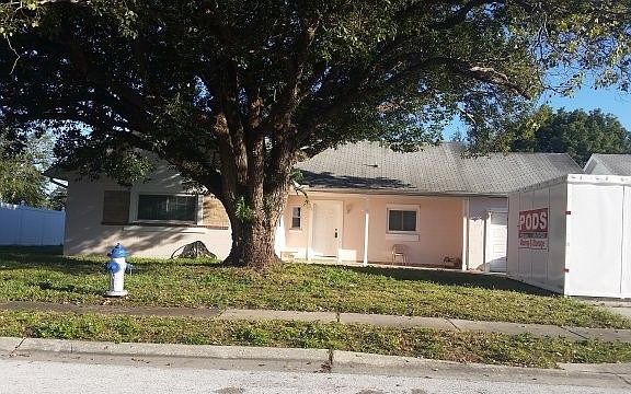 4th image of 3101 Little Sound Dr