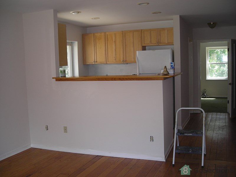 1st image of 1115 Egan Ct APT 2