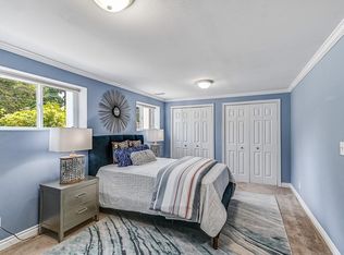 15847 37th Ave NE, Lake Forest Park, WA