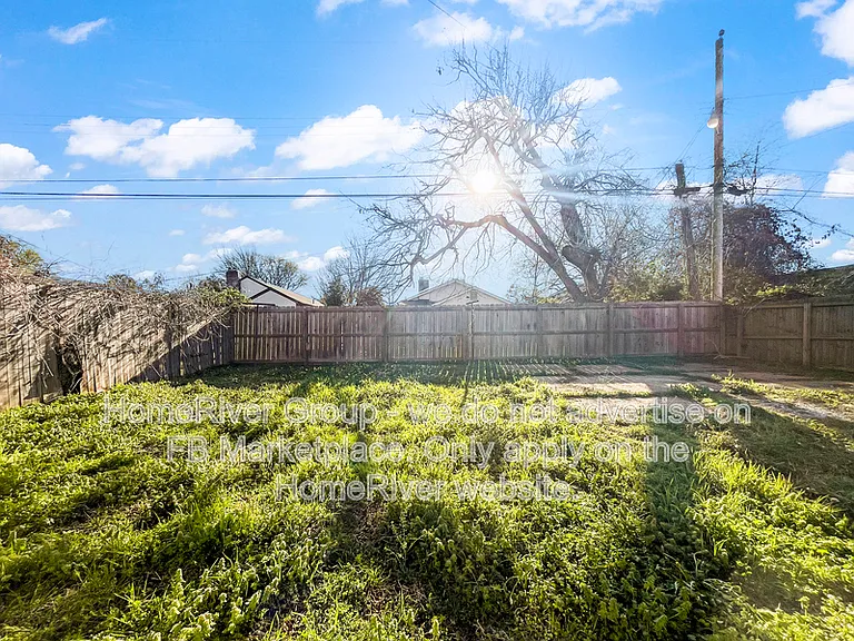 880 N Watkins St — Photo 17