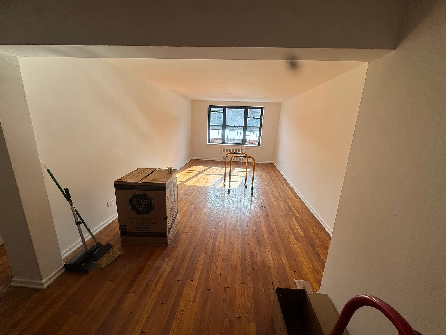 1 bed, 950 sqft, $2,699 — Photo 4