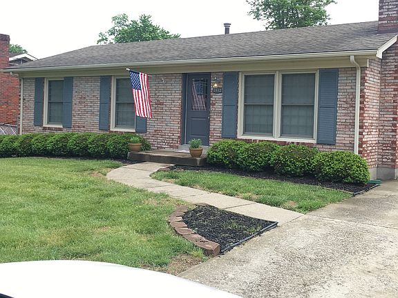 2nd image of 3812 Iron Horse Way