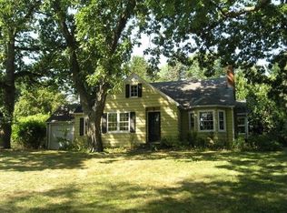 4305 Hillcrest Cir, Madison, WI 53705