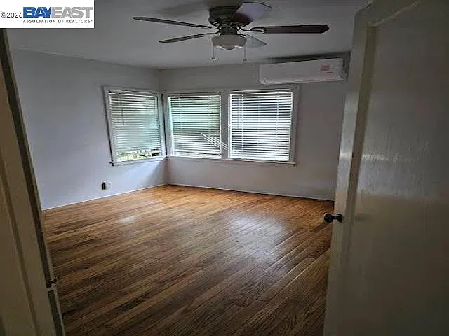 1 bed, 650 sqft, $1,725 — Photo 2