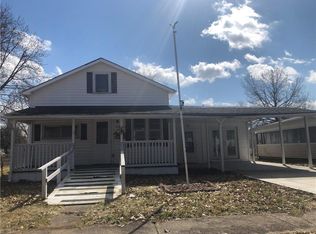 1209 Plum St, Marshall, IL 62441