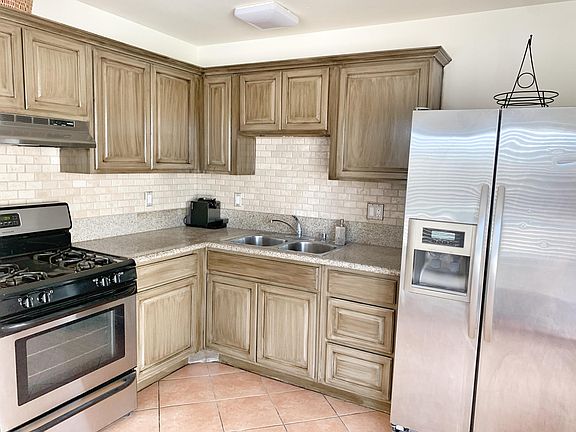 3rd image of 3917 Calle Mirador