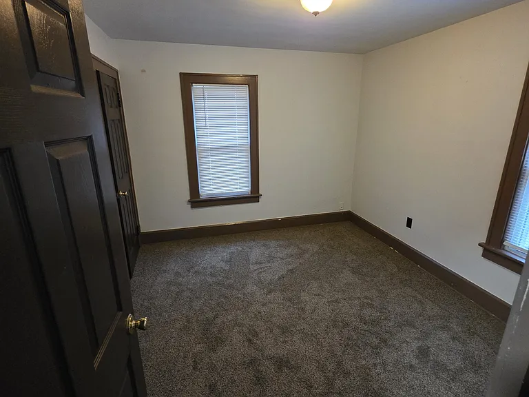 438 Emerick St — Photo 6