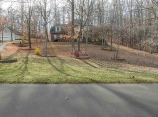 131 The Woods, Bedford, IN