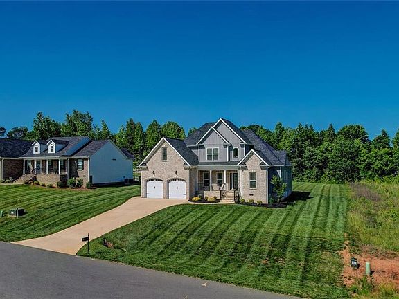 3rd image of 448 Wild Fern Ln