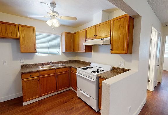 5th image of 705 W 47th St APT A