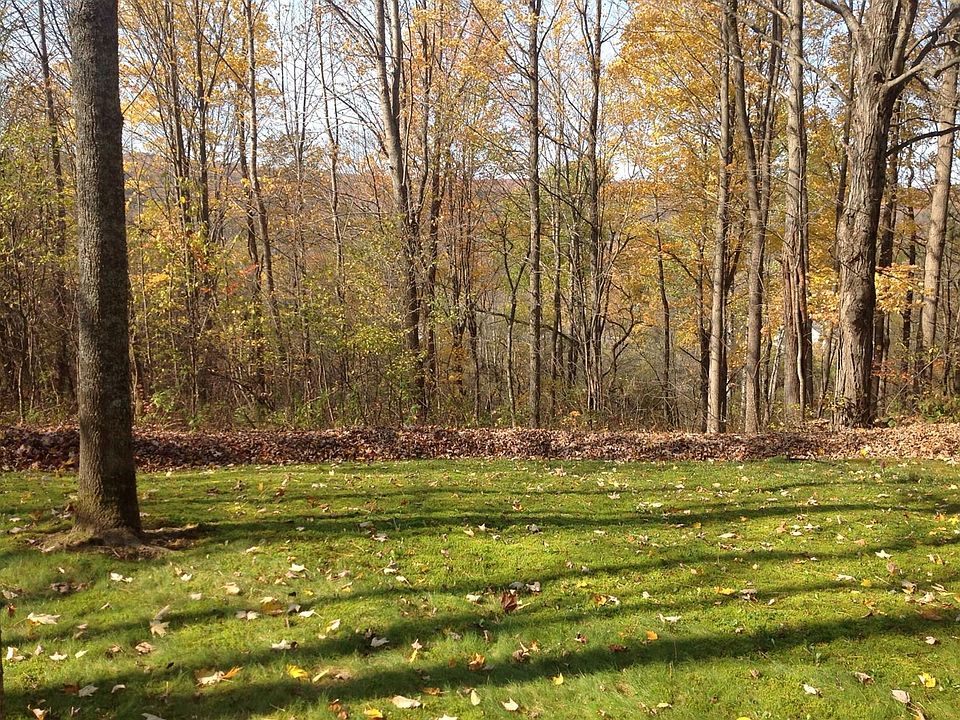 2nd image of 128 Bliven Sherman Rd