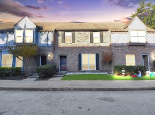 840 Threadneedle St APT 209, Houston, TX 77079