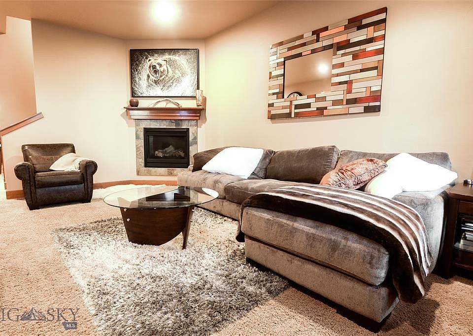 1st image of 1169A Forestglen Dr #1169A