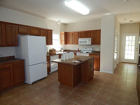 3rd image of 10206 Checkerberry Park