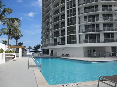 1st image of 1750 N Bayshore Dr Ste 101