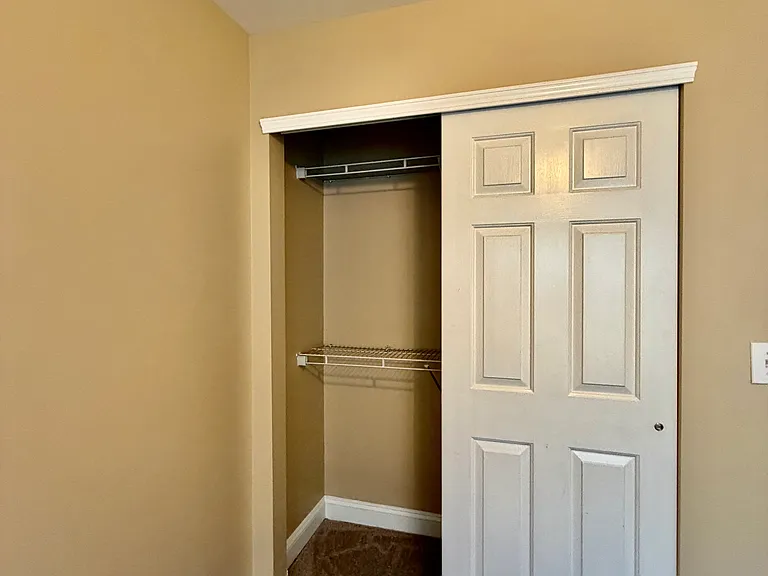 121 Walnut Cove Dr #D — Photo 25