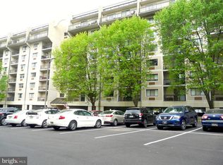 800 Avondale Rd APT 2A, Wallingford, PA 19086