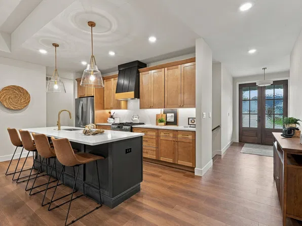 5224 Whisper Dr, Columbia, MO 65203
