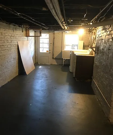 833 Powers St — Photo 17