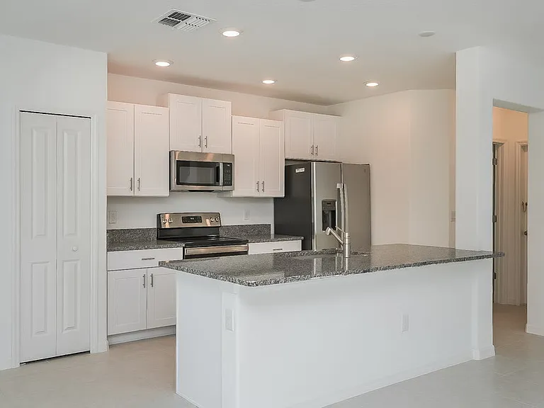 7338 Spring Snowflake Ave — Photo 7