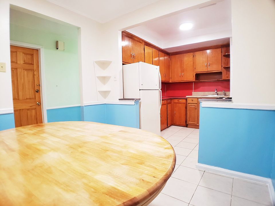 1st image of 1291 E 51st St #1