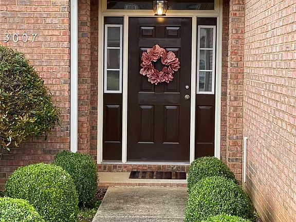 2nd image of 3007 Daybrooke Cir SE