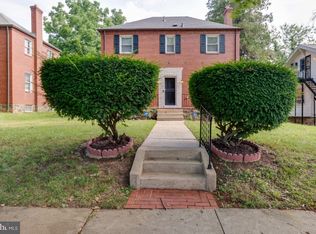 3314 Barrington Rd, Baltimore, MD 21215