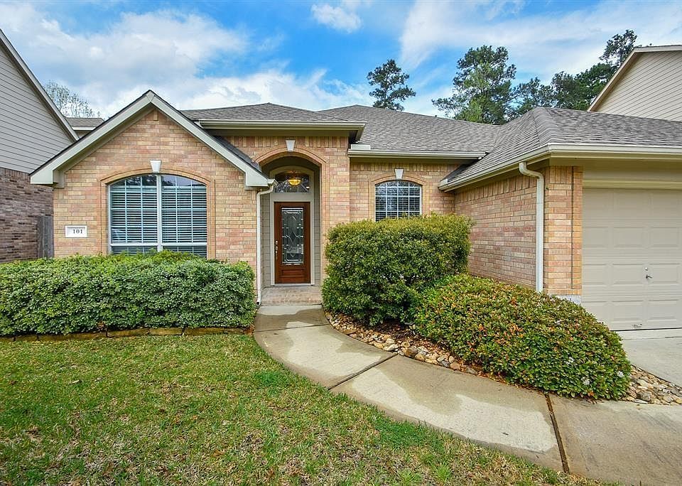 1st image of 101 N Frontera Cir