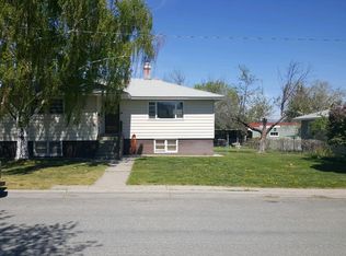 1038 Livingston Ave, Helena, MT 59601