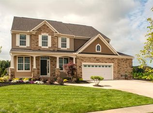 36045 W Shore Pkwy, North Ridgeville, OH 44039