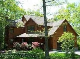 104 Knoll Ct, Cross Junction, VA 22625