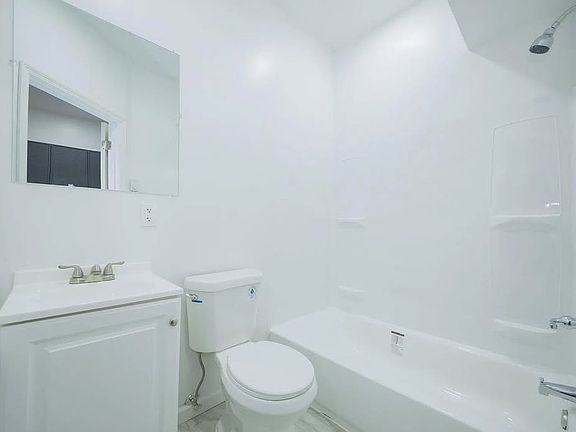 2nd image of 81 William St #2