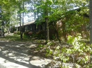 4833 Hilltop Rd, Greensboro, NC 27407