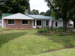 1222 Willowood Dr, Flint, MI 48507