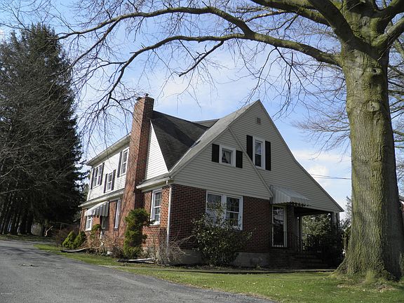 4th image of 6697 Nittany Valley Dr