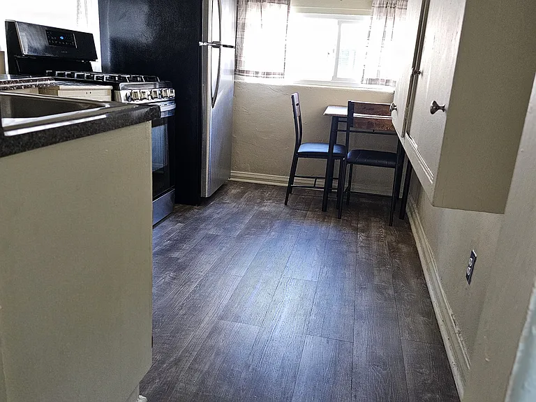 6453 Roble Ave — Photo 3