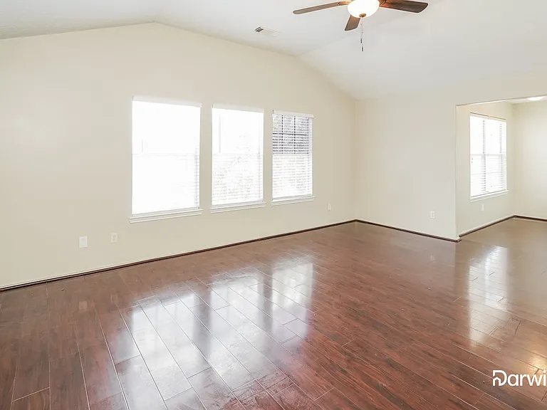 21907 Hemlock Park Dr — Photo 5