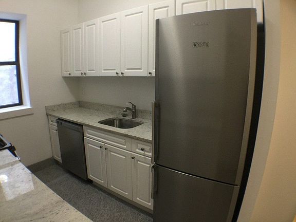 4th image of 853 Saint Nicholas Ave APT 603