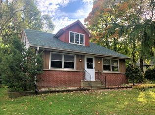 12513 W Prospect Dr, New Berlin, WI 53151