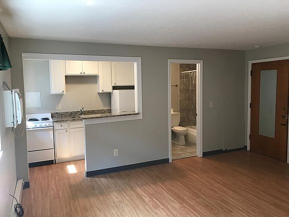 3rd image of 150 E 13th Ave APT X