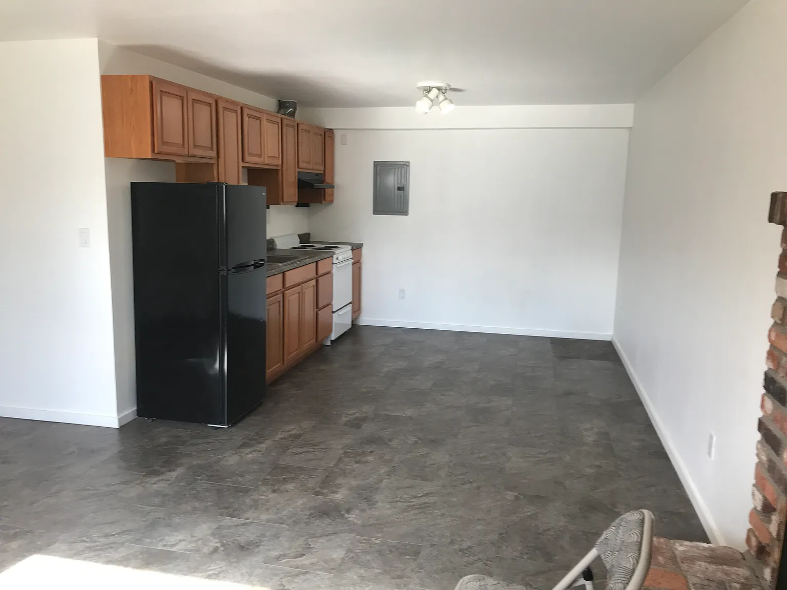 Studio, 675 sqft, $990 — Photo 3