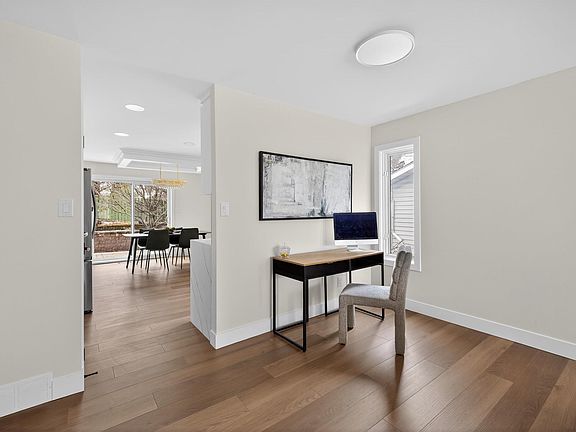 5th image of 259 Regency Dr