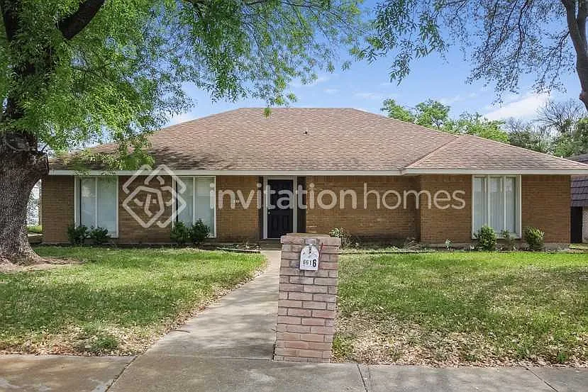 6616 Braddock Pl