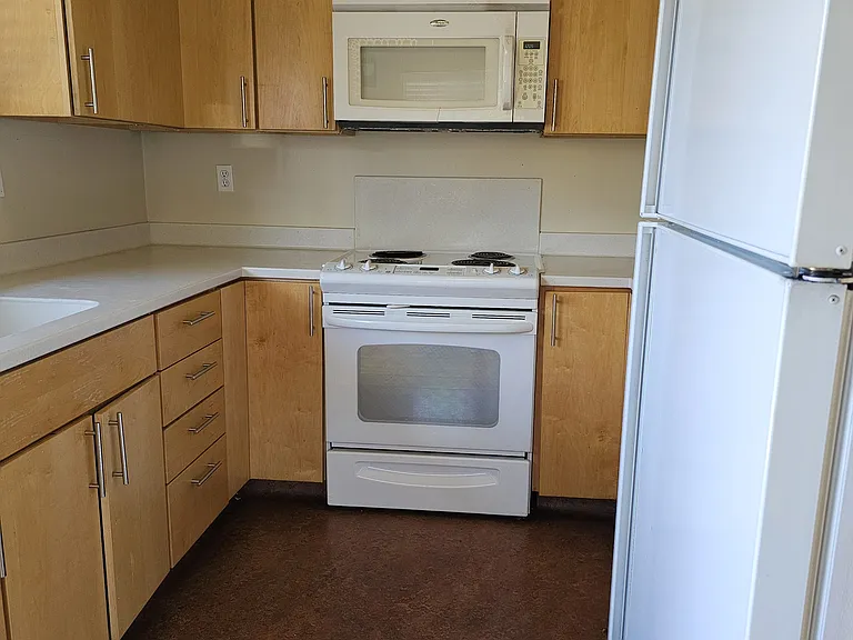 416 Ocean View Ave #A — Photo 5