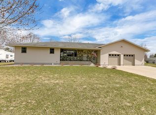 842 3rd Ave S, Waite Park, MN 56387